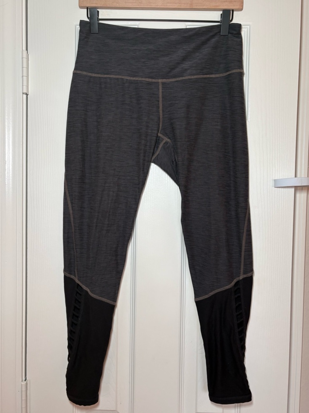 prAna Gray Heathered‎ Lattice Crop Leggings Size M High Rise 7/8 Athleisure